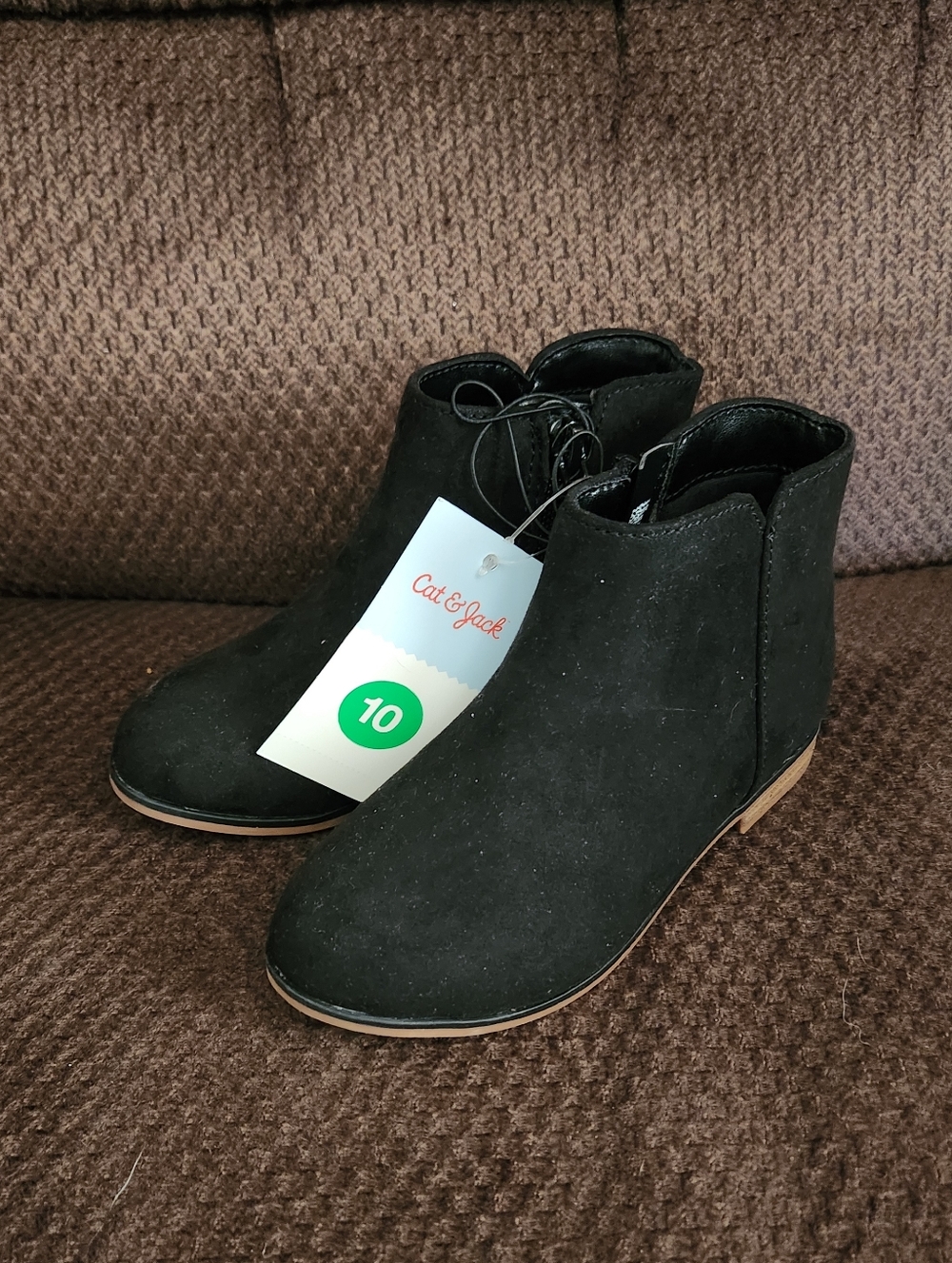 🎉 Girls Black Booties Size: 10